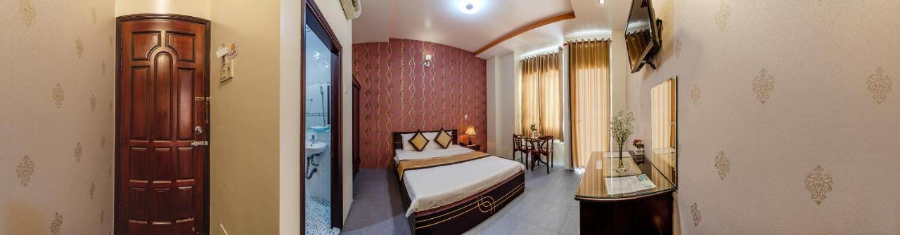Dong Bao Hotel Chau Doc Exterior photo