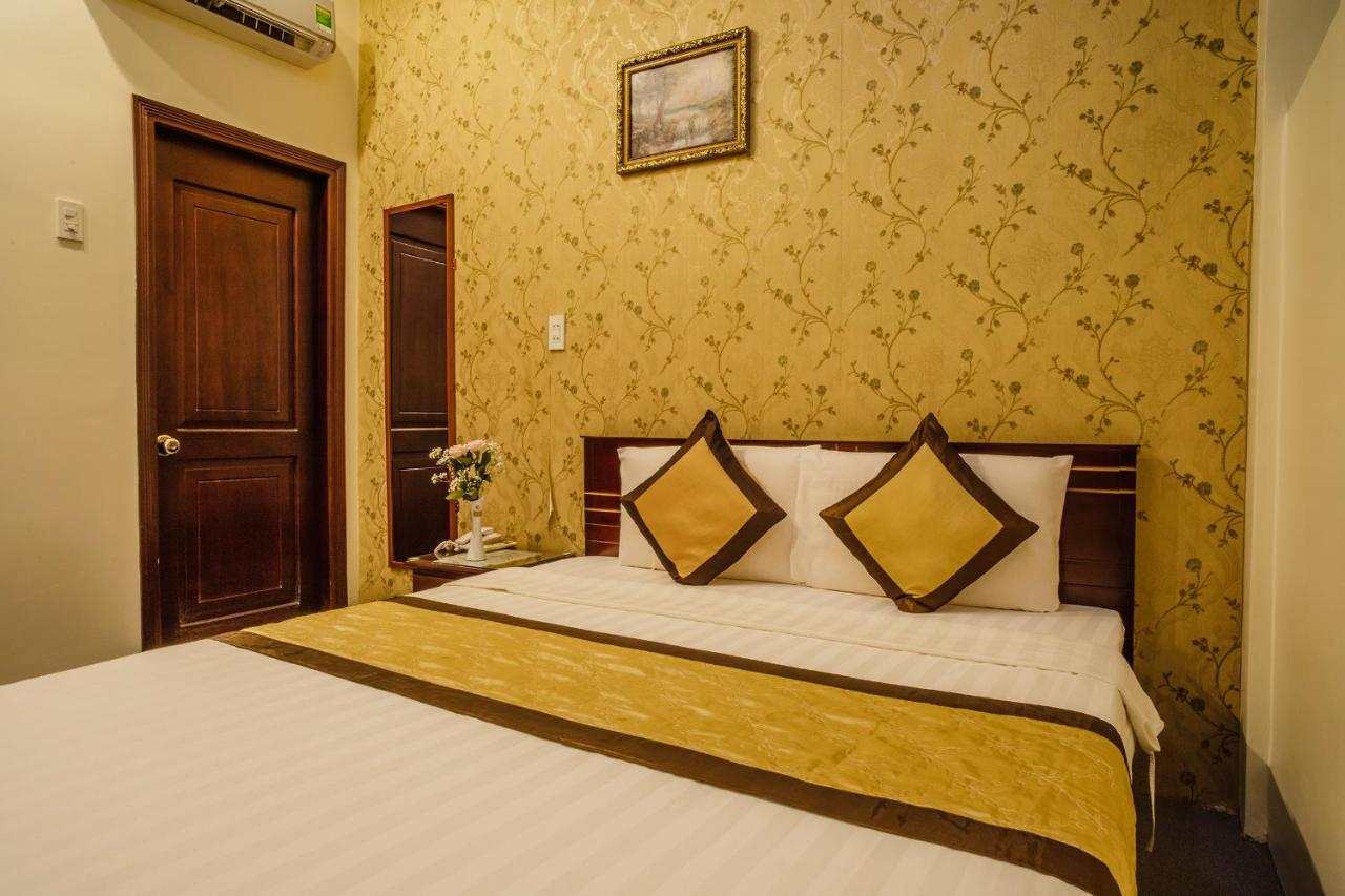 Dong Bao Hotel Chau Doc Exterior photo