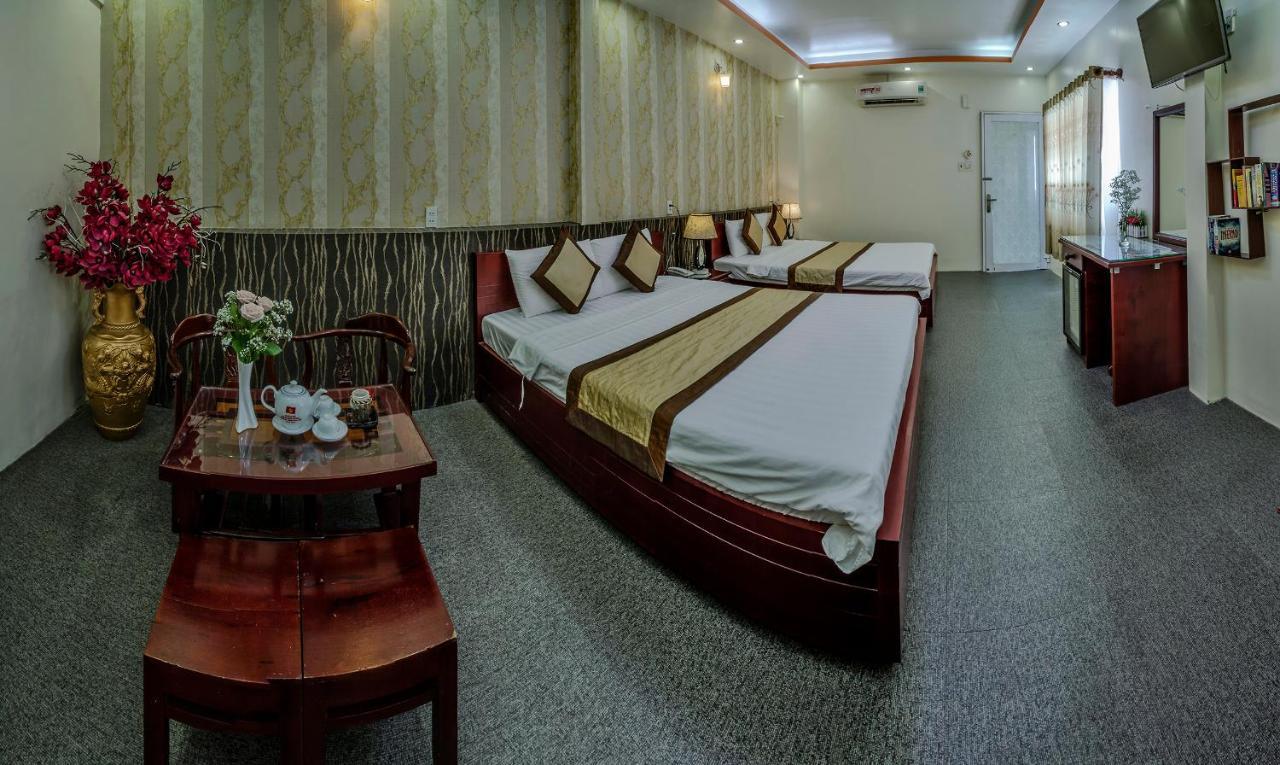 Dong Bao Hotel Chau Doc Exterior photo
